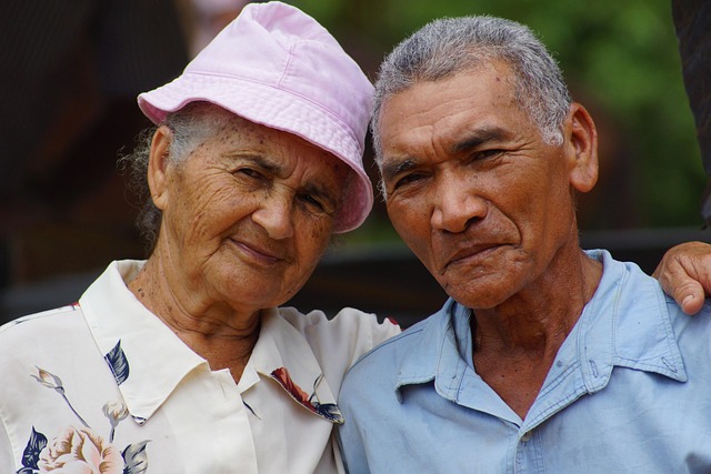 grandparents-6600799_640